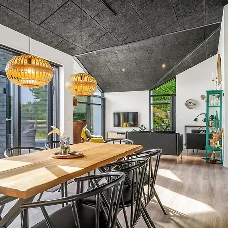 Jahn - 250m To The Fjord By Interhome Højslev